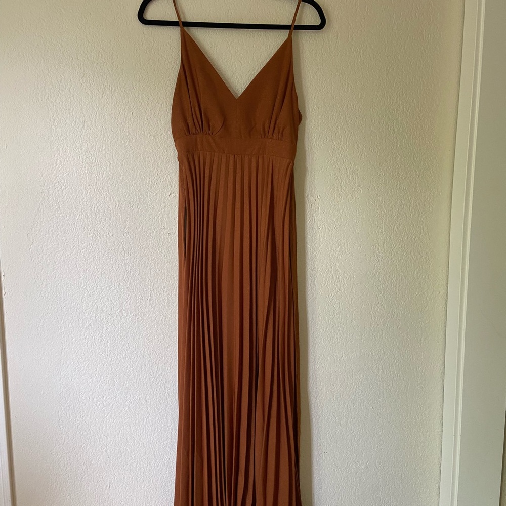 Elegant Brown/Gold Maxi Dress